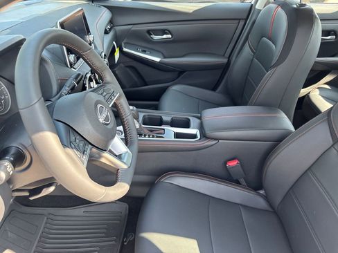 New 2025 Nissan Sentra SR w/ SR Premium Package image 5