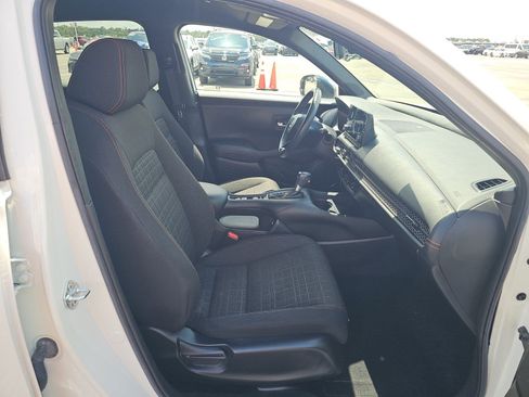 Used 2023 Honda HR-V Sport image 11