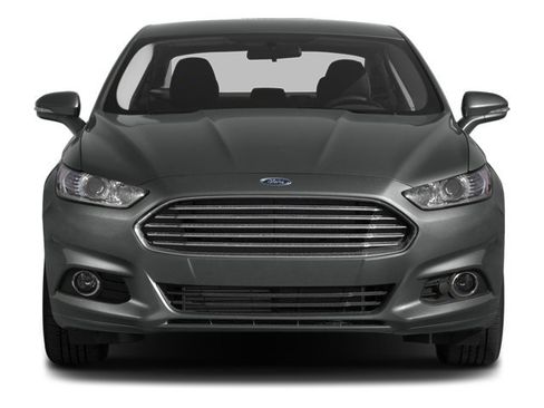 Used 2014 Ford Fusion SE w/ Equipment Group 202A FWD image 4