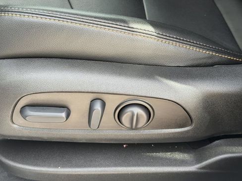 Certified 2023 Chevrolet Equinox Premier image 25