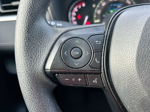 Certified 2025 Toyota RAV4 XLE w/ Convenience Package FWD image 16