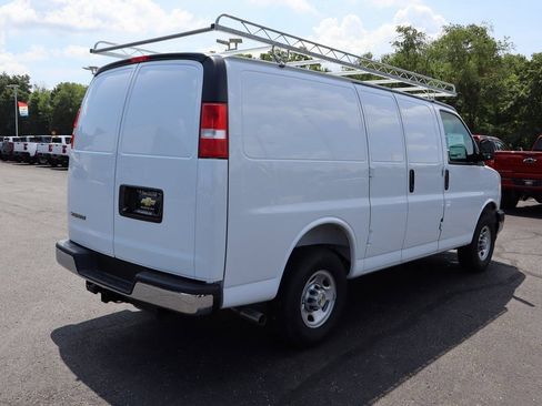 New 2025 Chevrolet Express 2500 w/ Driver Convenience Package RWD image 22