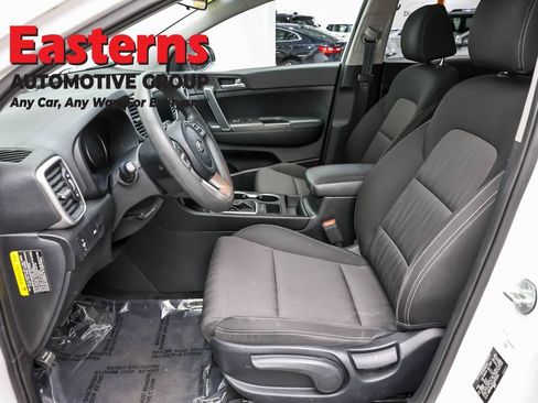 Used 2022 Kia Sportage LX FWD image 13