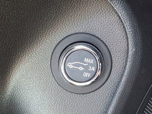 Certified 2022 Buick Encore GX Essence w/ Experience Buick Package AWD/4WD image 28