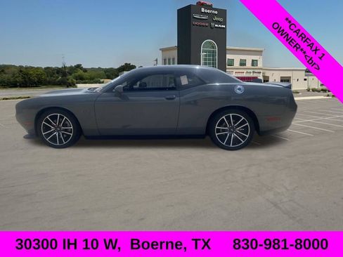 Used 2023 Dodge Challenger R/T RWD image 1