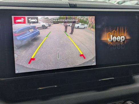 Used 2024 Jeep Wrangler Unlimited Rubicon 4xe w/ Technology Group AWD/4WD image 21
