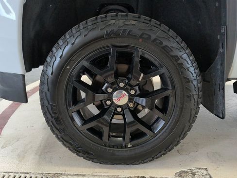 Used 2016 GMC Sierra 1500 SLT w/ All-Terrain Package AWD/4WD image 13
