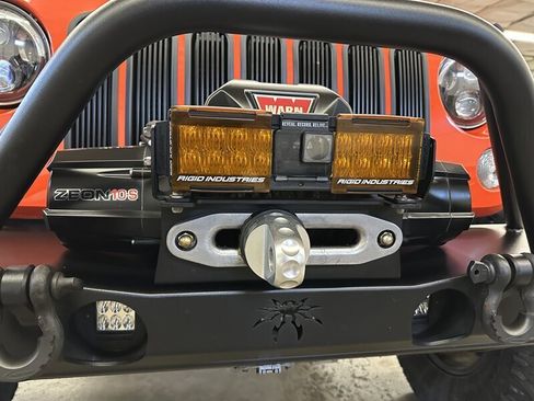 Used 2015 Jeep Wrangler Rubicon w/ Power Convenience Group image 8