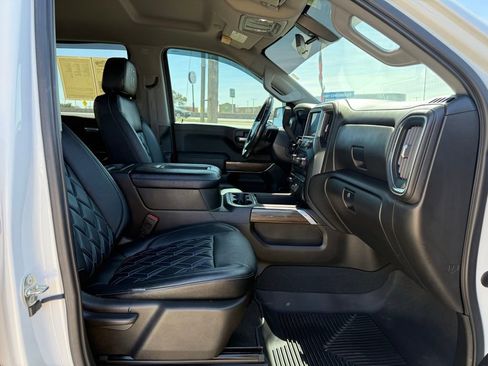 Used 2022 Chevrolet Silverado 1500 RST image 36