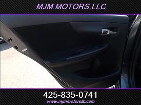 Used 2010 Toyota Corolla S image 15