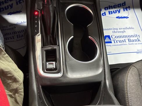 Used 2022 Chevrolet Equinox LT image 21