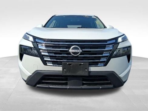 Used 2025 Nissan Rogue SV image 15