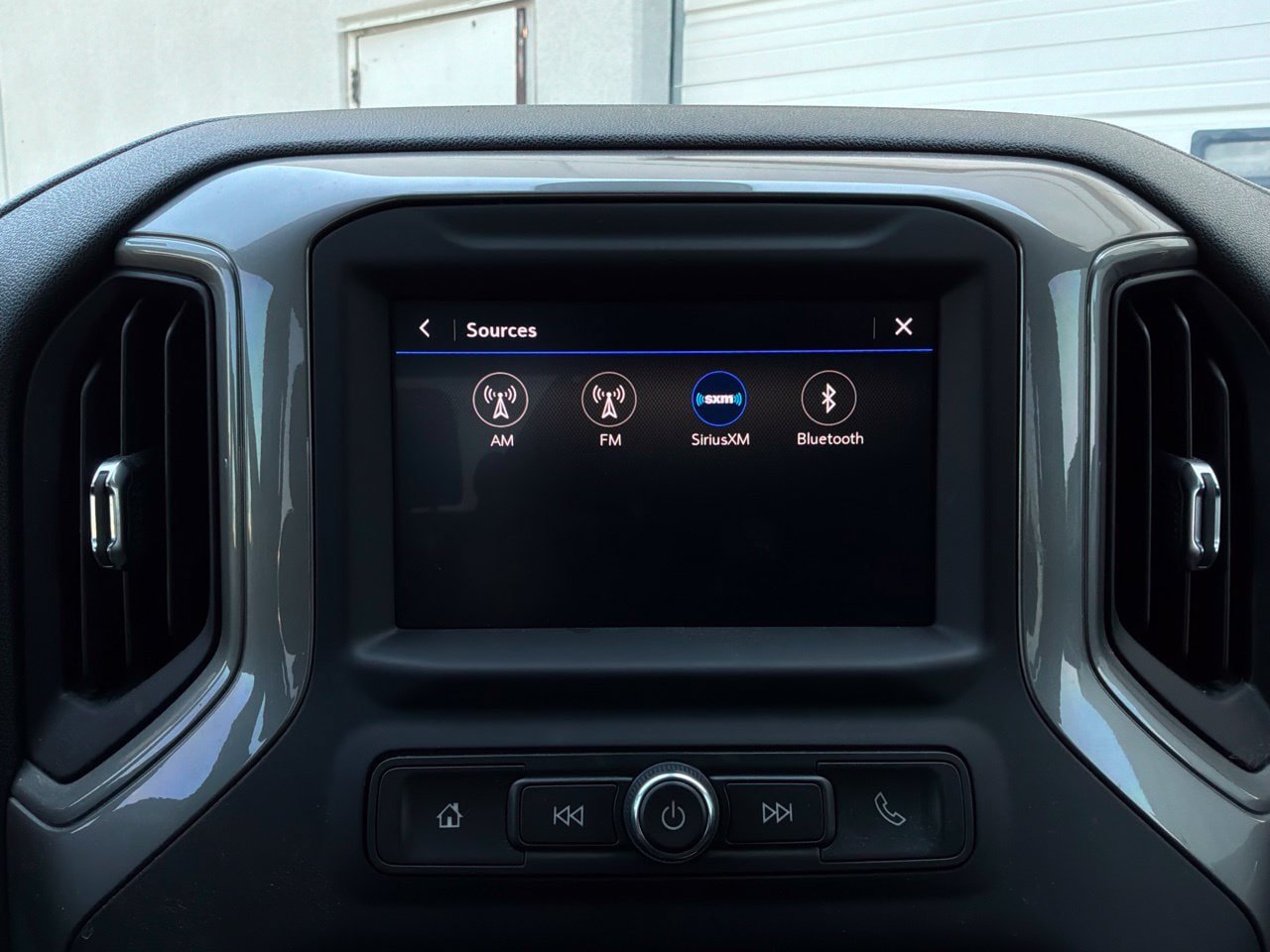 Used 2022 Chevrolet Silverado 1500 Custom w/ Safety Confidence Package RWD image 31