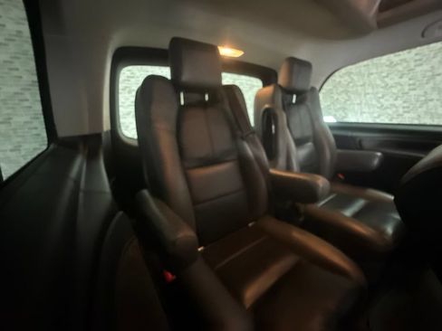 Used 2022 Mercedes-Benz Metris Passenger image 12