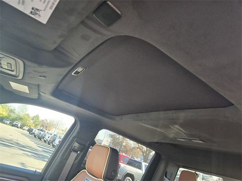 New 2026 GMC Sierra 2500 Denali Ultimate image 16