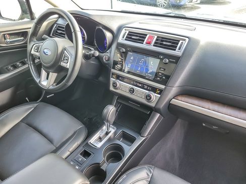 Used 2016 Subaru Outback 3.6R Limited image 22