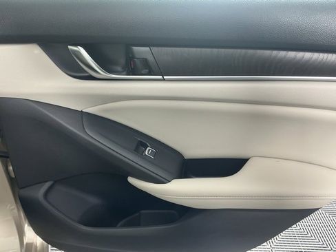 Certified 2020 Honda Accord EX-L image 11