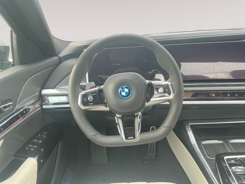 New 2026 BMW 750e xDrive AWD/4WD image 12