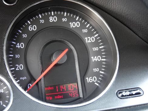 Used 2007 Volkswagen Passat 2.0T FWD image 89
