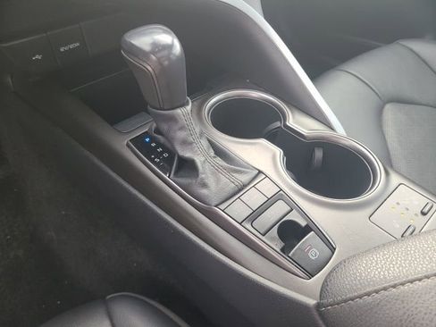 Used 2021 Toyota Camry XSE image 26