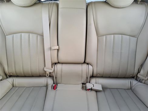 Used 2017 INFINITI QX50 2WD w/ Deluxe Touring Package image 27