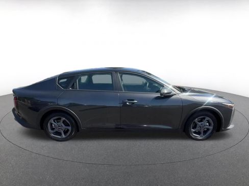 Used 2025 Kia K4 FWD image 13