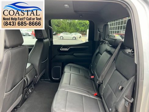 Used 2025 GMC Sierra 1500 SLT RWD image 16