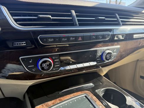 Used 2018 Audi Q7 3.0T Prestige image 49