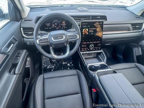 Used 2026 GMC Terrain Denali w/ LPO, Floor Liner Package image 8