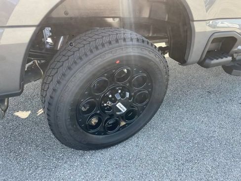 New 2026 Ford F250 XLT w/ XLT Premium Package AWD/4WD image 23