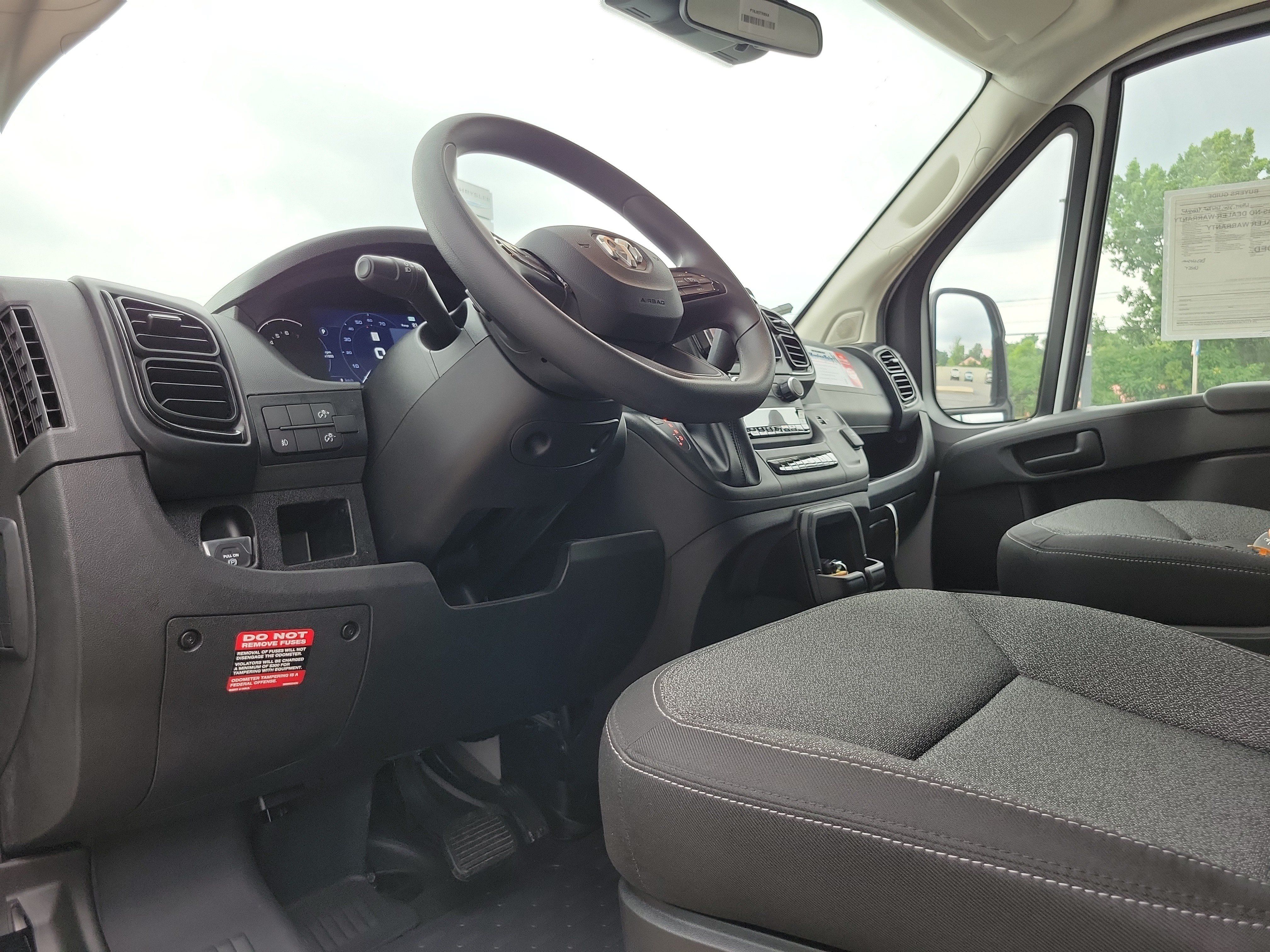 Used 2025 RAM ProMaster 2500 w/ U-Haul Equipment Group FWD image 6