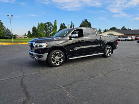 Used 2022 RAM 1500 Limited image 2