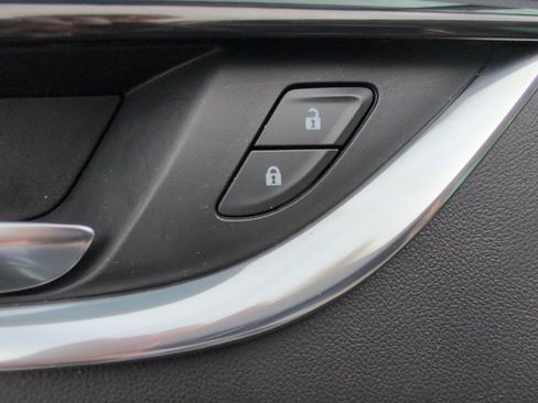 Used 2022 Buick Enclave Essence w/ Experience Buick Package image 18