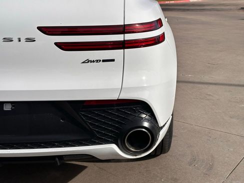 Used 2023 Genesis GV70 3.5T Sport w/ Sport Prestige Package image 15