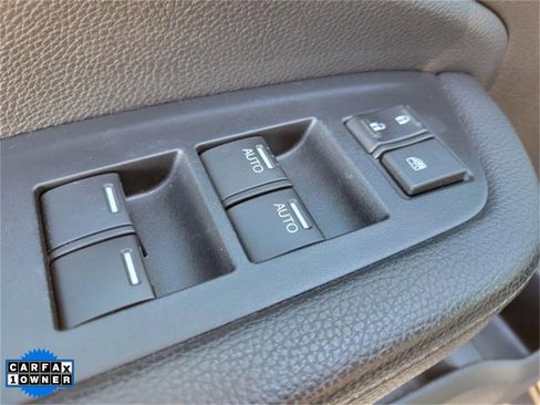 Used 2022 Honda Pilot Sport image 17