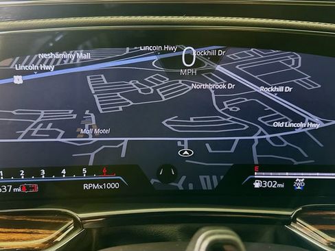 Used 2023 Cadillac Escalade ESV Premium Luxury image 14