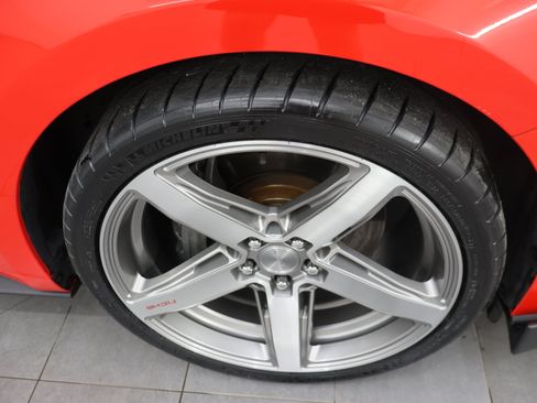 Used 2020 Ford Mustang GT Premium RWD image 3