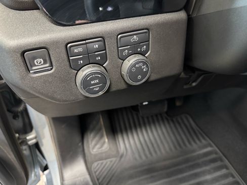 Used 2025 Chevrolet Silverado 1500 LT w/ All Star Edition Plus AWD/4WD image 17