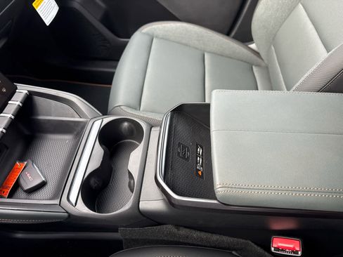 New 2026 GMC Terrain AT4 w/ Technology Package II image 22