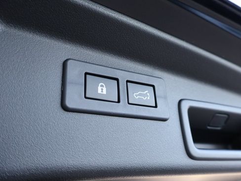 New 2026 Subaru Outback Premium image 19