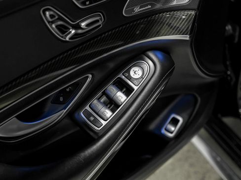 Used 2015 Mercedes-Benz S 63 AMG 4MATIC Sedan image 48