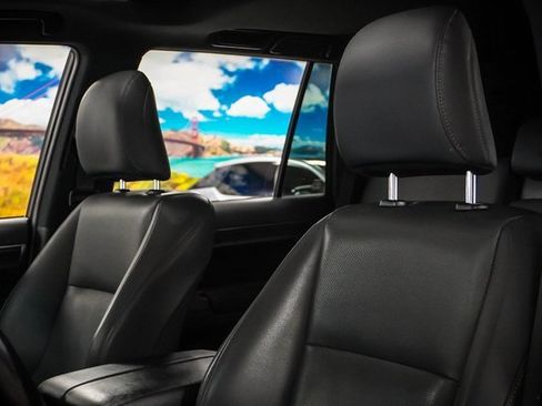 Certified 2022 Lexus GX 460 Premium image 10