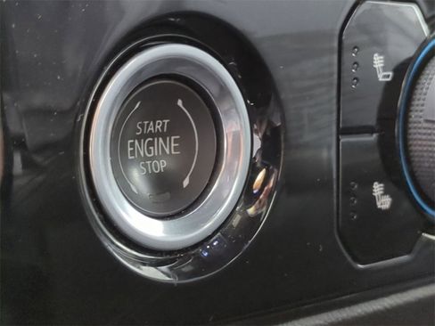 Certified 2024 Chevrolet Silverado 1500 LT image 17