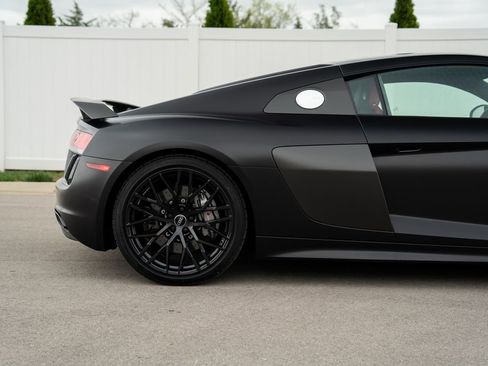 Used 2017 Audi R8 V10 plus image 9