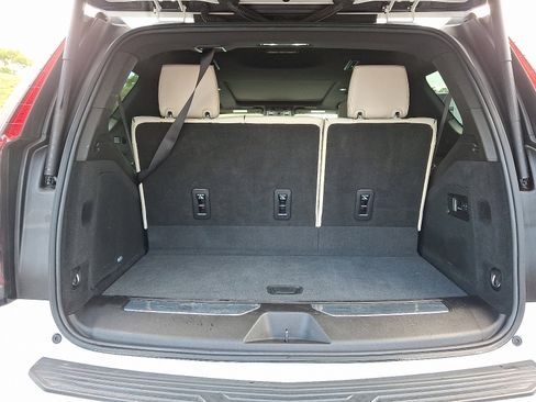 Used 2021 Cadillac Escalade Sport image 32