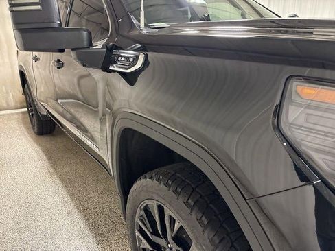 Used 2024 GMC Sierra 1500 SLE AWD/4WD image 9