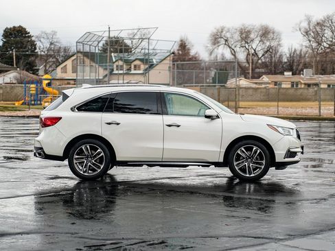 Used 2017 Acura MDX SH-AWD w/ Advance Package image 4
