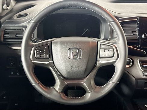 Certified 2025 Honda Ridgeline Sport image 14