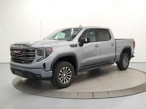 Used 2023 GMC Sierra 1500 AT4 w/ Technology Package AWD/4WD image 3