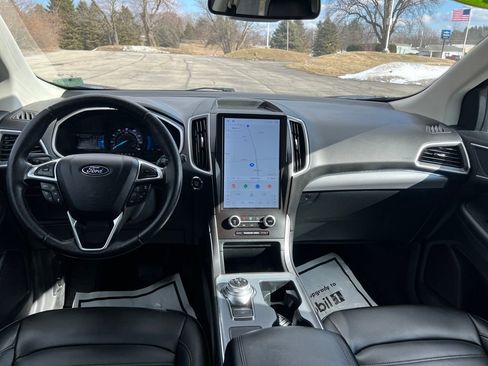 Used 2021 Ford Edge SEL w/ Convenience Package image 24
